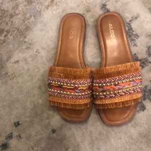 Woman sandals size 7.5